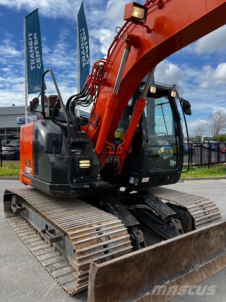 Hitachi ZX 135 US-6 Raupenbagger