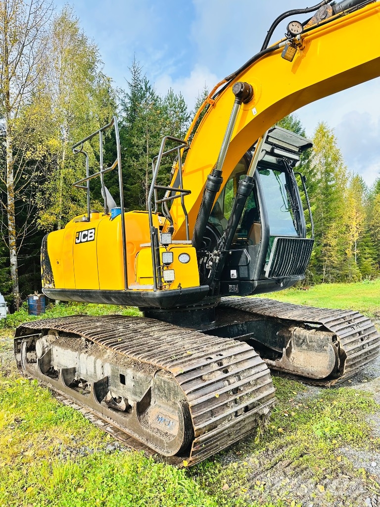 JCB 145 Telakaivukoneet