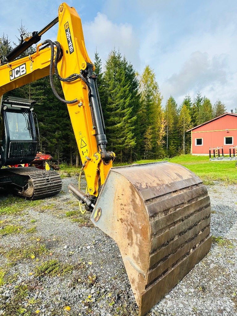 JCB 145 Telakaivukoneet