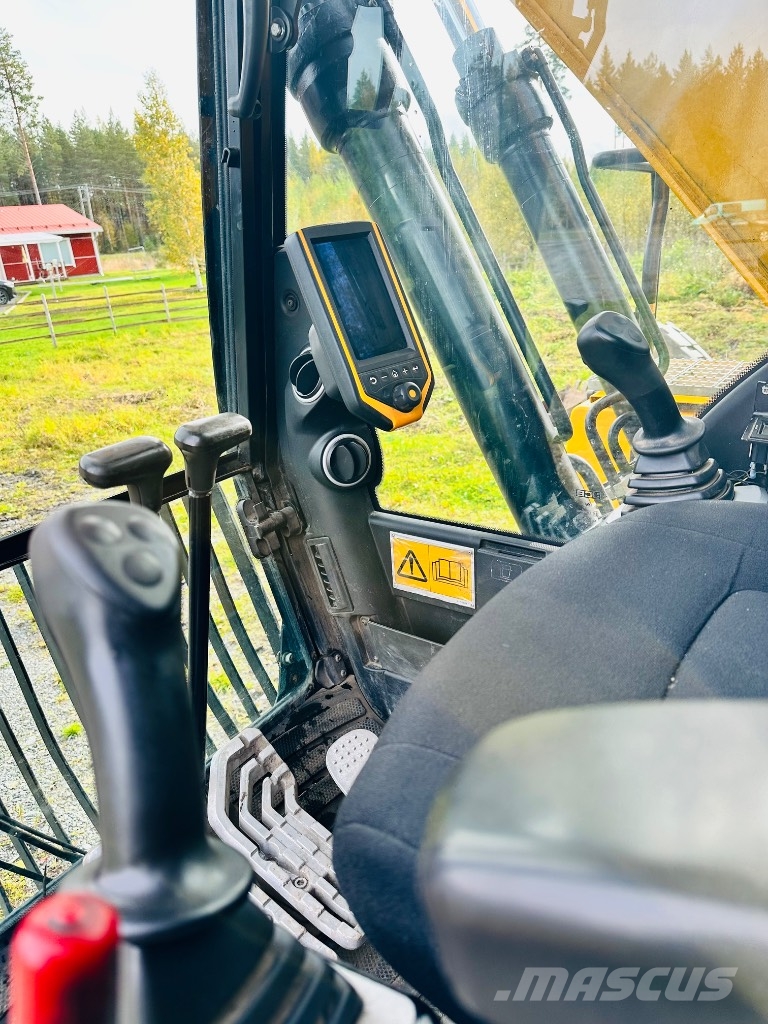 JCB 145 Telakaivukoneet