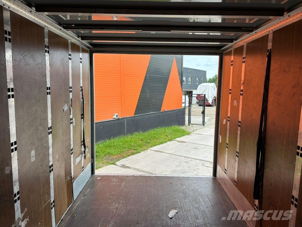 Volkswagen Crafter 4x2 BOX L=4160 mm Kita