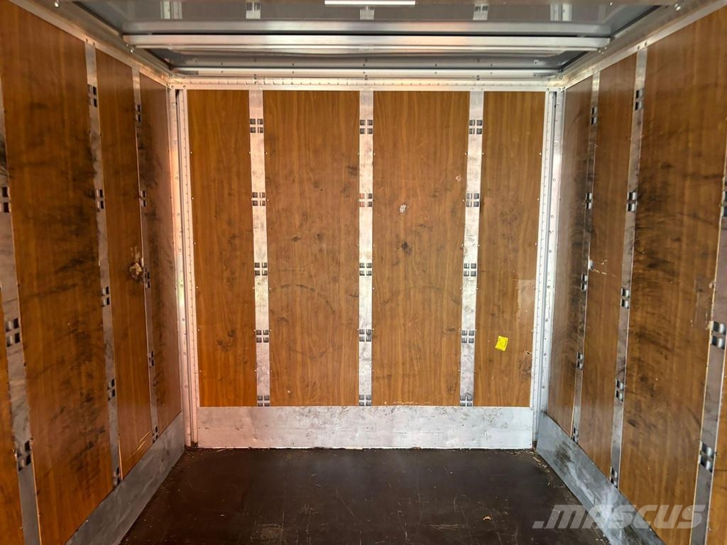 Volkswagen Crafter 4x2 BOX L=4160 mm Kita