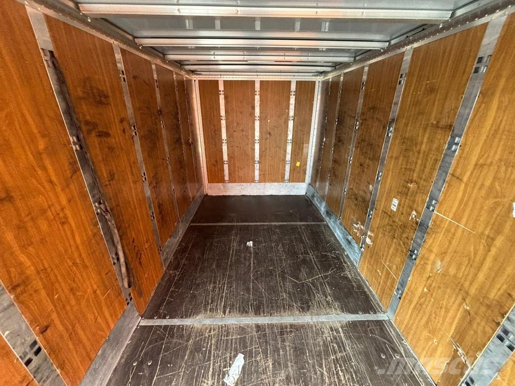 Volkswagen Crafter 4x2 BOX L=4160 mm Kita