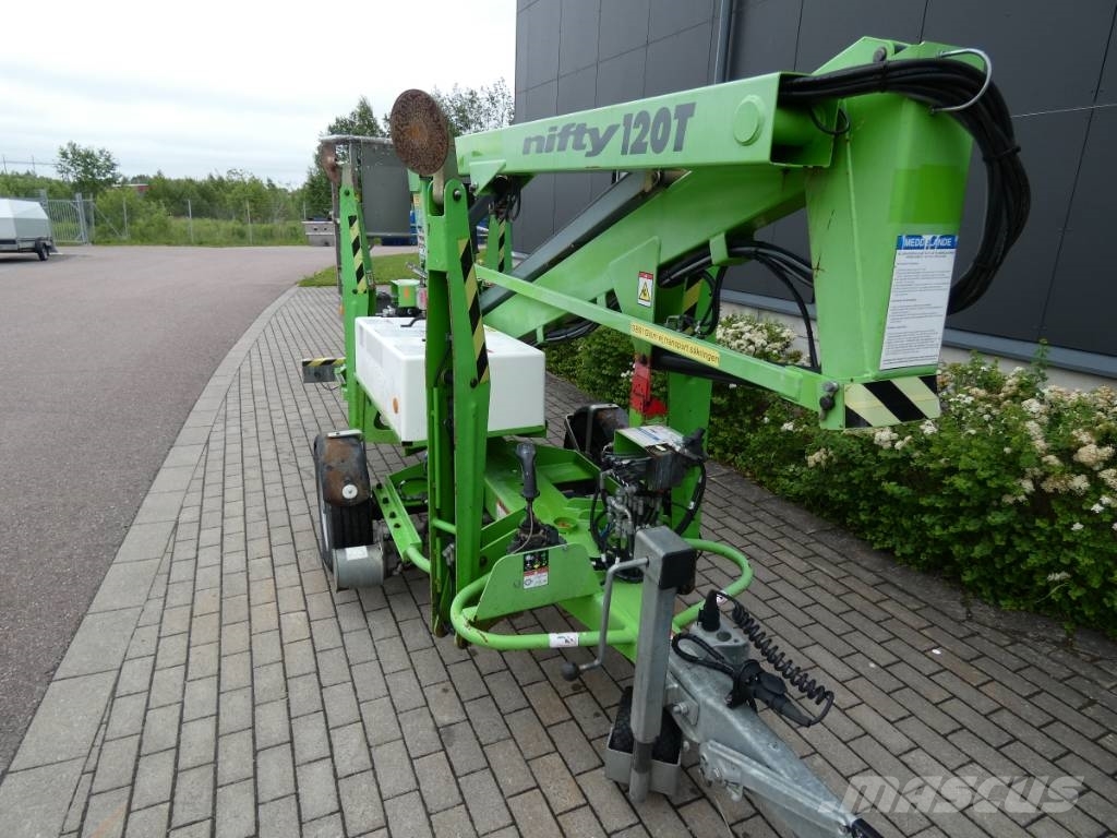 Niftylift 120 TAC المنصات الهوائية المثبتة على مقطورة