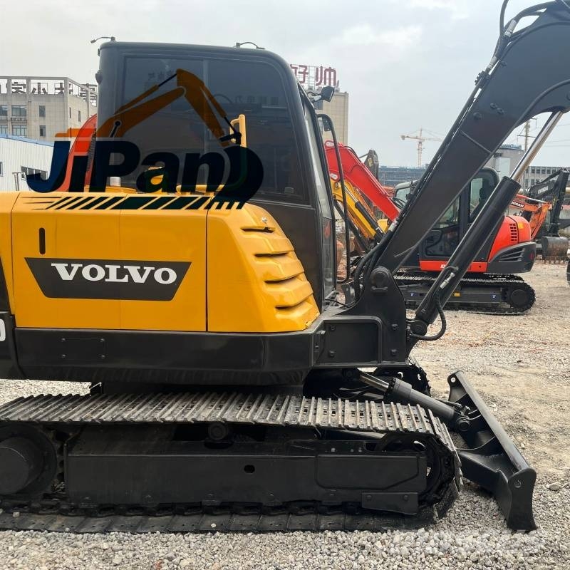 Volvo EC 60 소형 굴삭기 7톤 미만