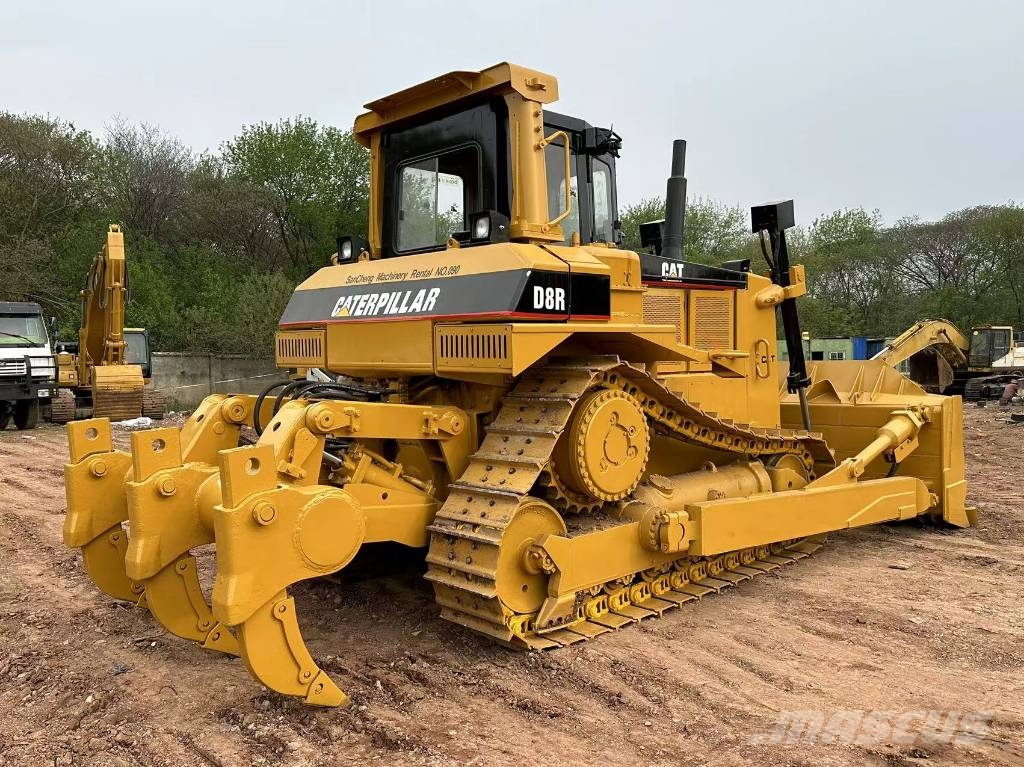 CAT D8R Гусеничные бульдозеры