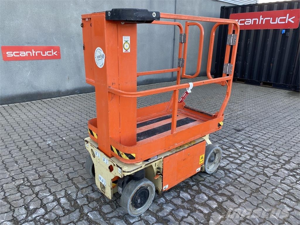 JLG 1230ES Podnośniki masztowe