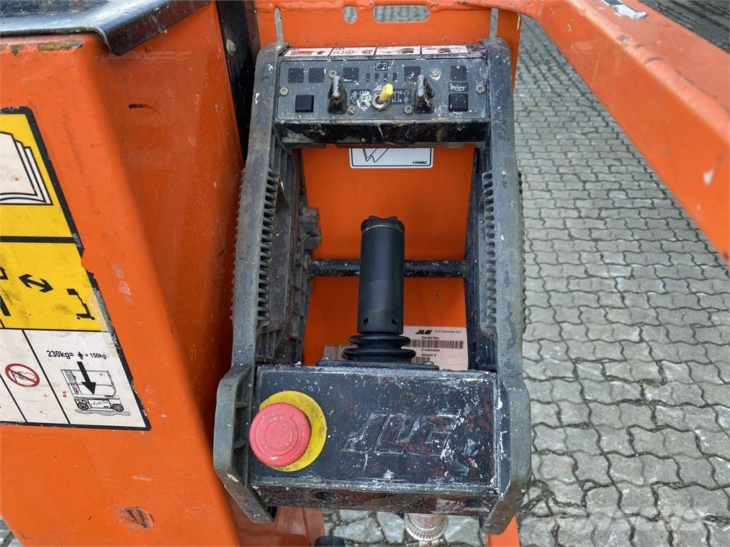 JLG 1230ES Podnośniki masztowe