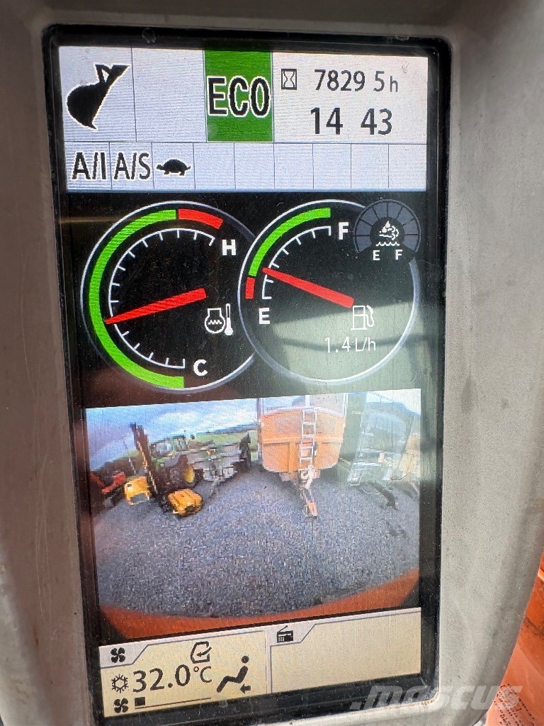 Hitachi ZX 135 US-6 Escavatori cingolati