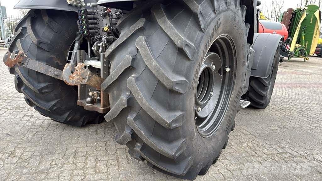 Valtra T235 Tractor Tractores