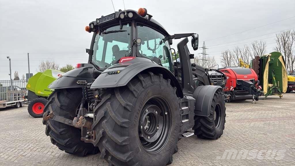 Valtra T235 Tractor Tractores