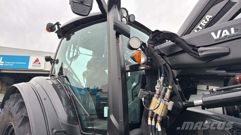 Valtra T235 Tractor Tractores