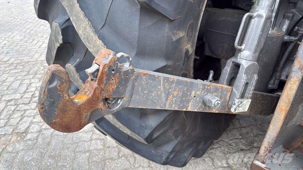 Valtra T235 Tractor Tractores