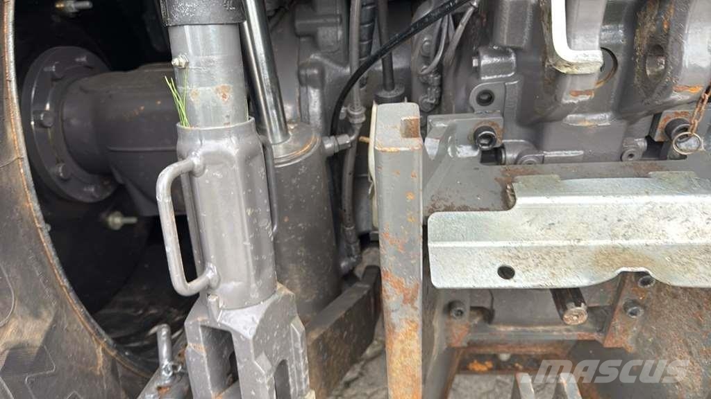 Valtra T235 Tractor Tractores