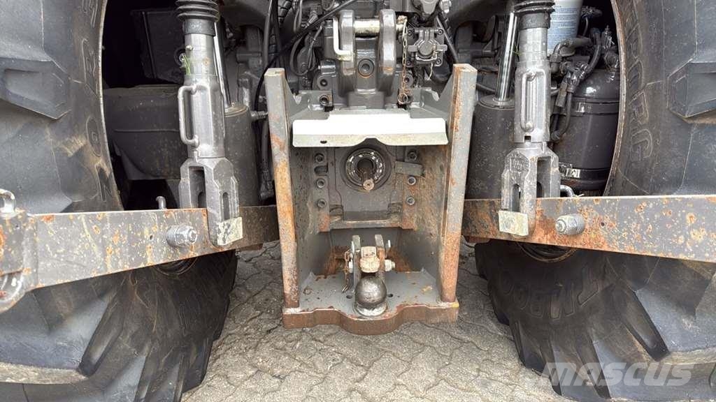 Valtra T235 Tractor Tractores