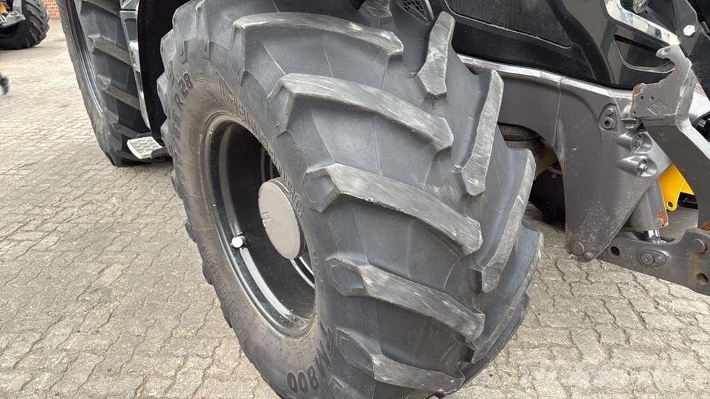 Valtra T235 Tractor Tractores