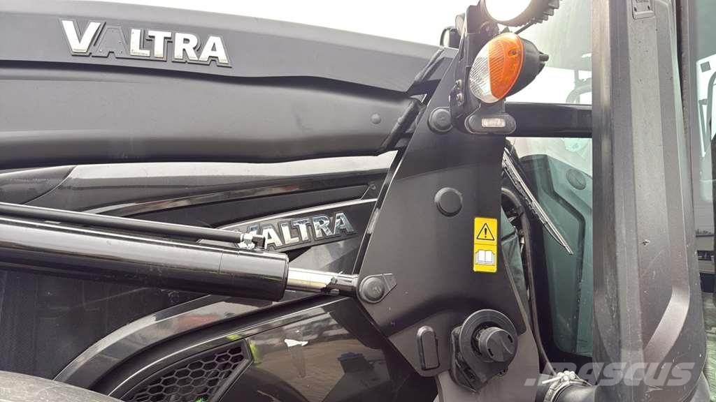 Valtra T235 Tractor Tractores