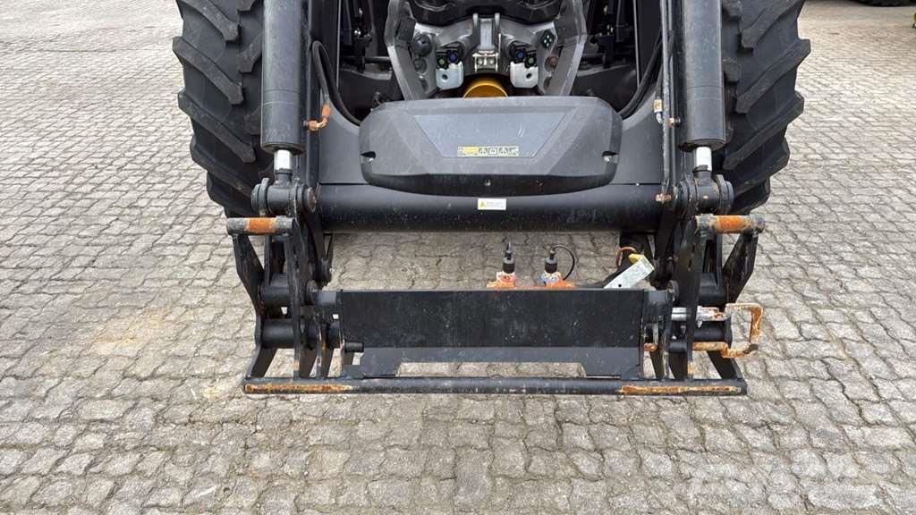 Valtra T235 Tractor Tractores