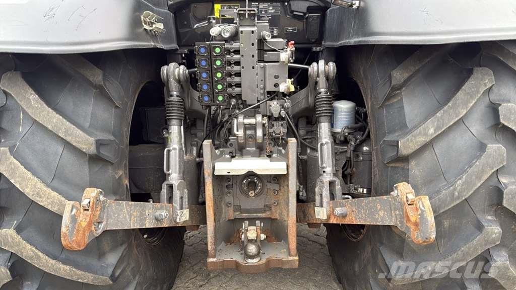 Valtra T235 Tractor Tractores