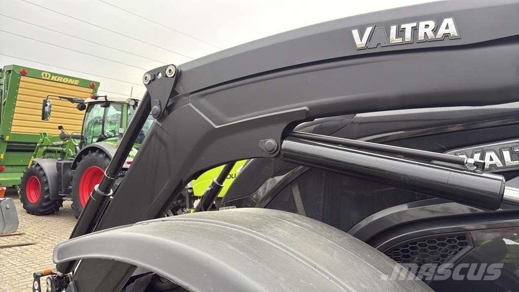 Valtra T235 Tractor Tractores