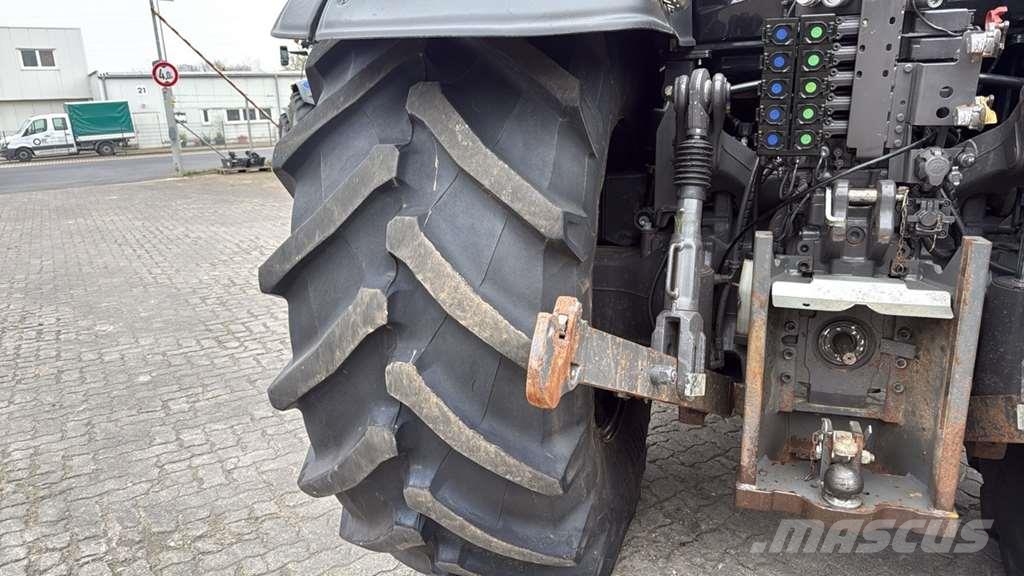 Valtra T235 Tractor Tractores