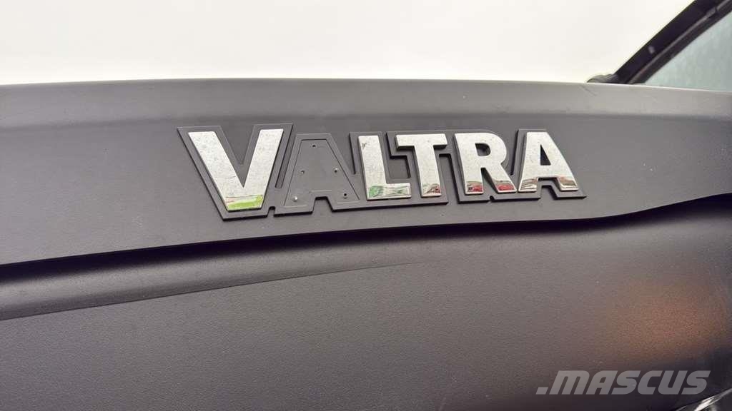 Valtra T235 Tractor Tractores