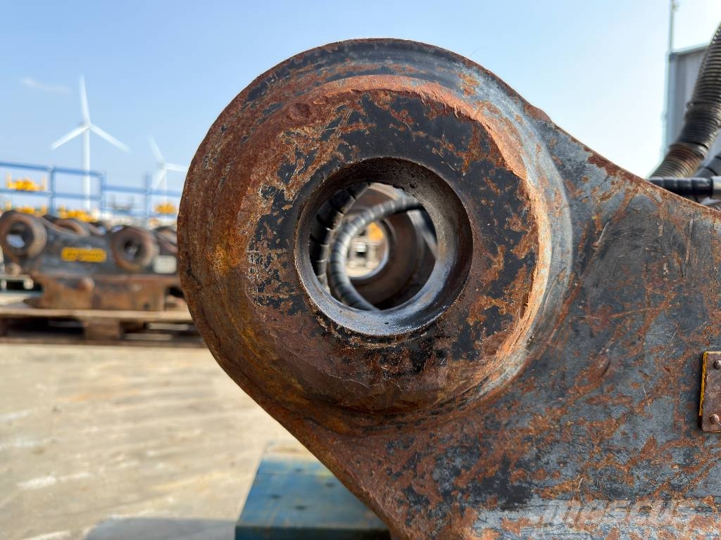 OilQuick OQ70/55 - 329D / 329E / 330F Quick connectors