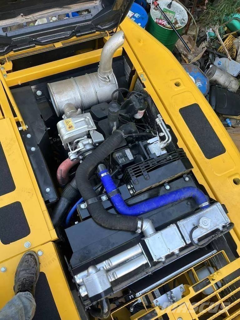 Komatsu PC 160 Escavatori cingolati