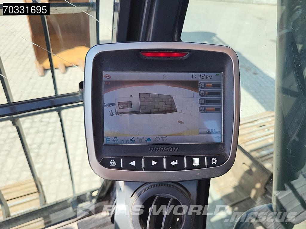 Doosan DX225 LC-5 Excavatoare pe șenile