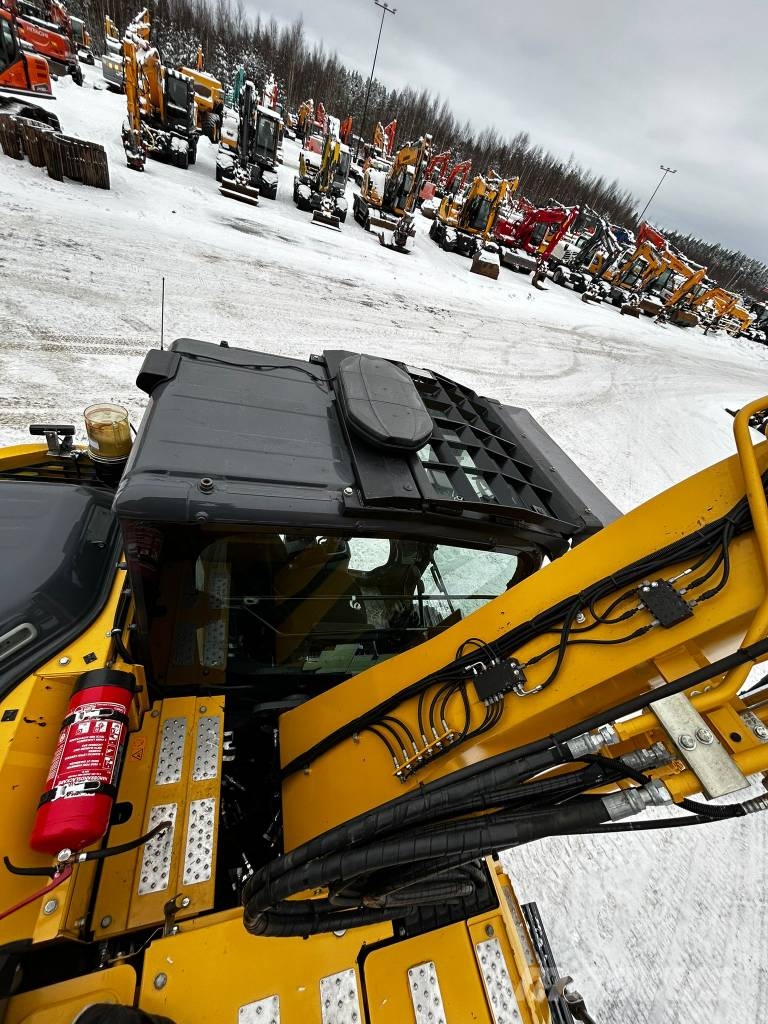 Kobelco SK 140 SR LC-7 / Rototilt,Rasvari.Lämmitin حفارات زحافة