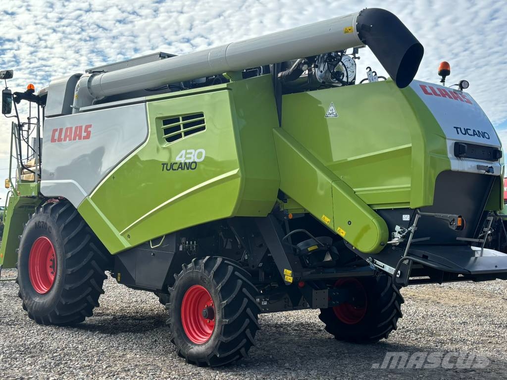 CLAAS Tucano 430 Combine harvesters