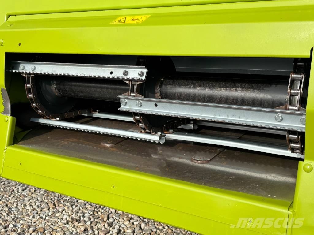 CLAAS Tucano 430 Combine harvesters