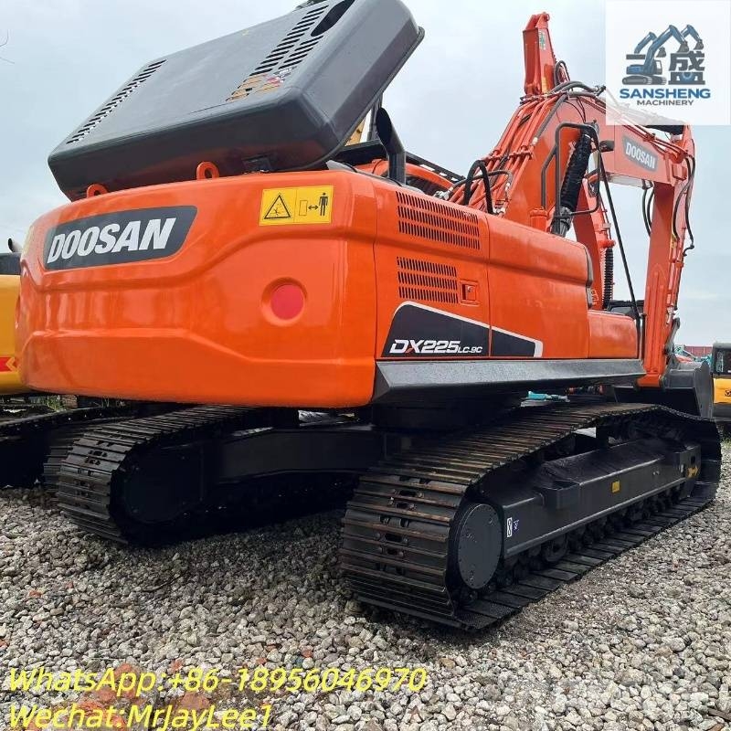 Doosan DX 225 LC-9C Kāpurķēžu ekskavatori