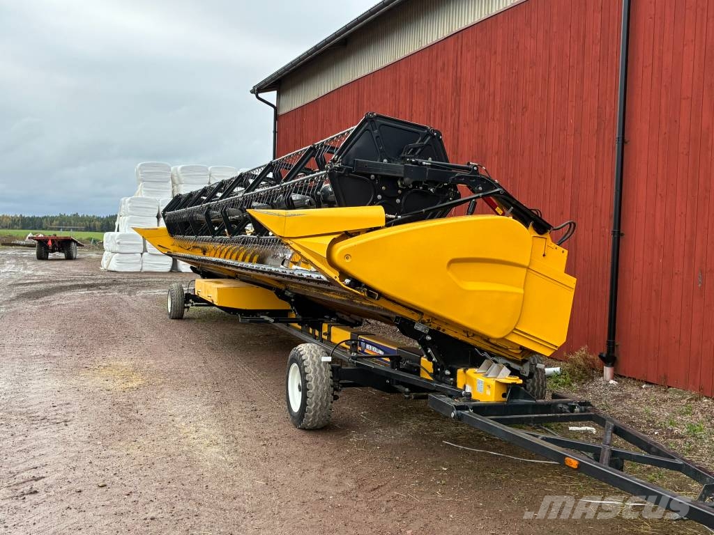New Holland CR 10.90 Mähdrescher