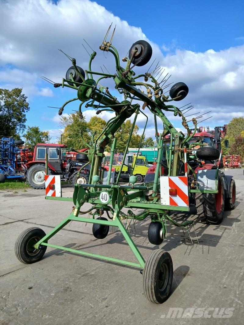 Krone KWT 10.50 Grābekļi un siena ārdītāji