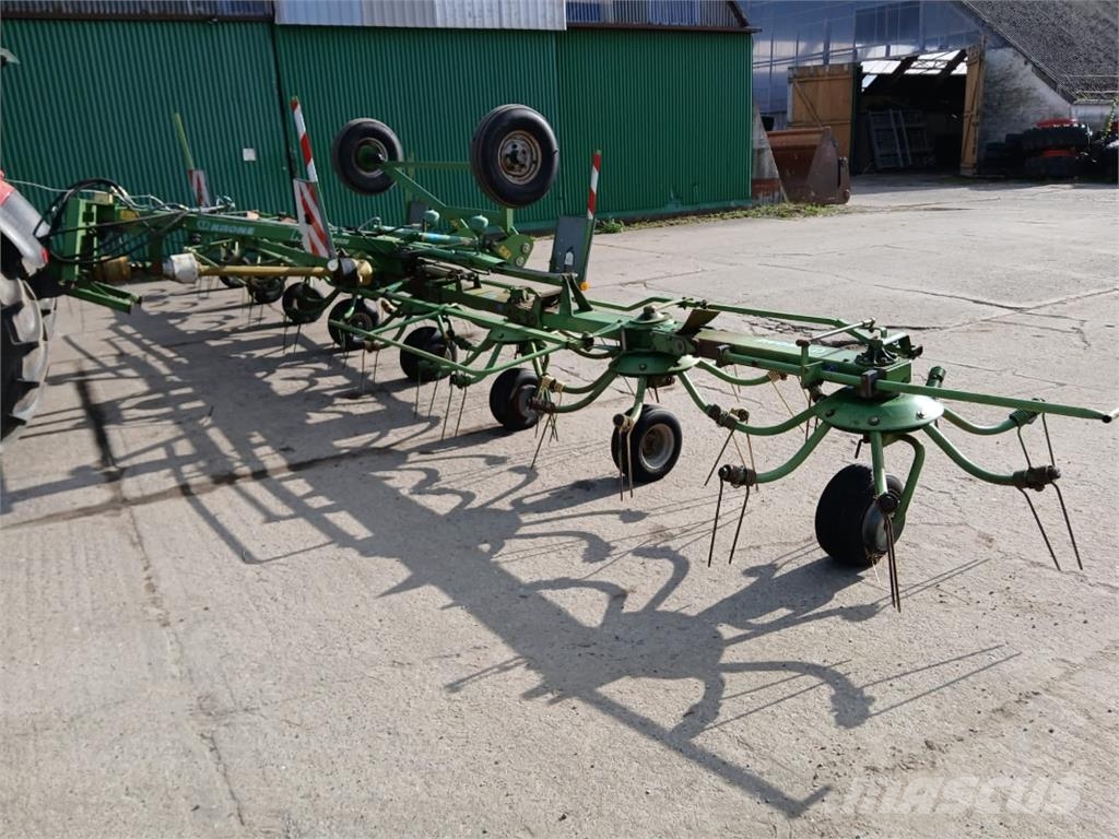 Krone KWT 10.50 Grābekļi un siena ārdītāji