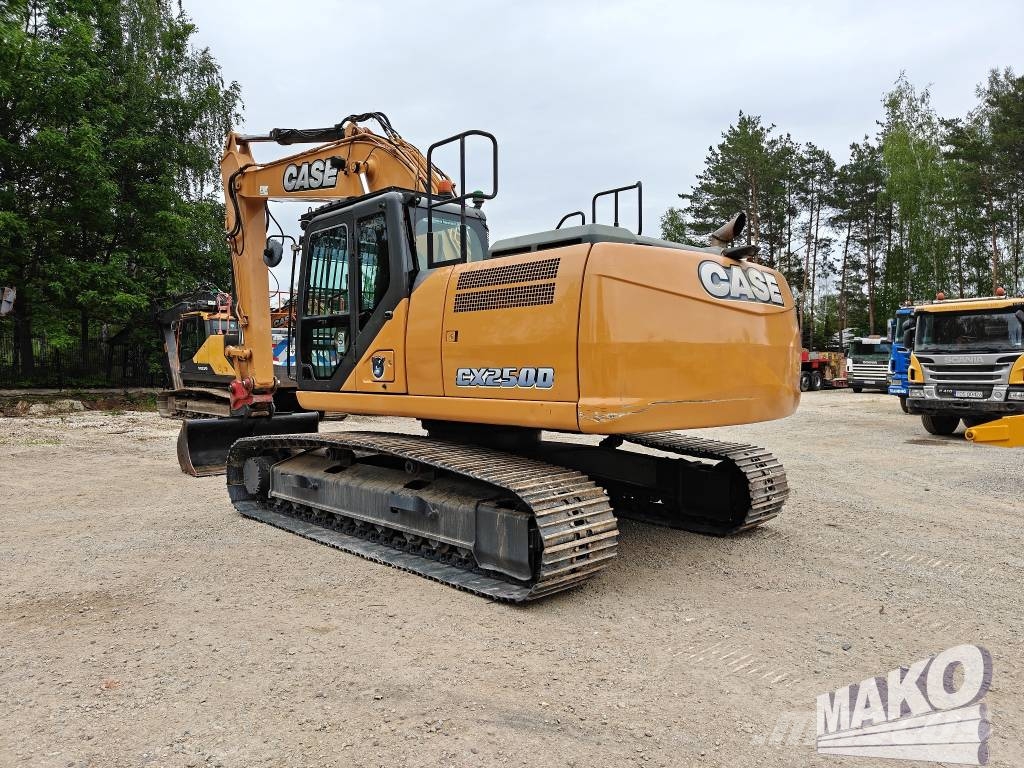 CASE CX 250 D Rupsgraafmachines