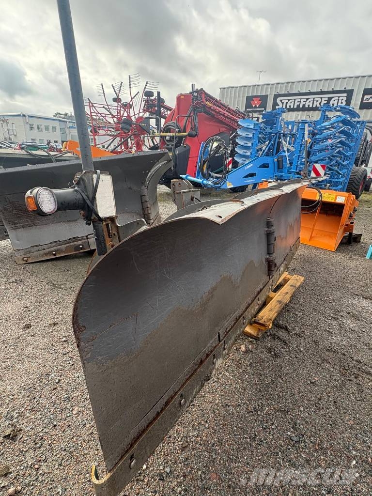 Holms vikplog PV-3,6 Chasse neige