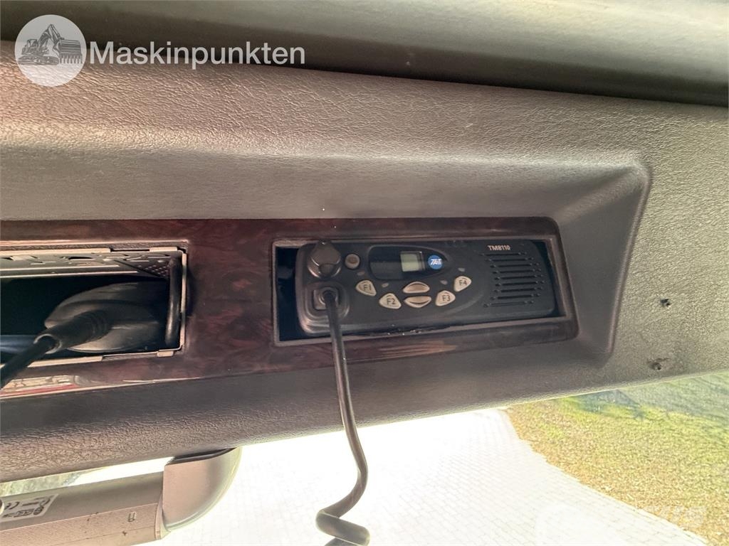 Scania R124Gb 8X2 4Nb470 Camiones portacontenedores