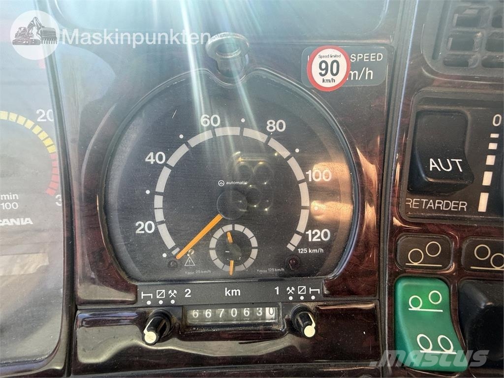 Scania R124Gb 8X2 4Nb470 Camiones portacontenedores
