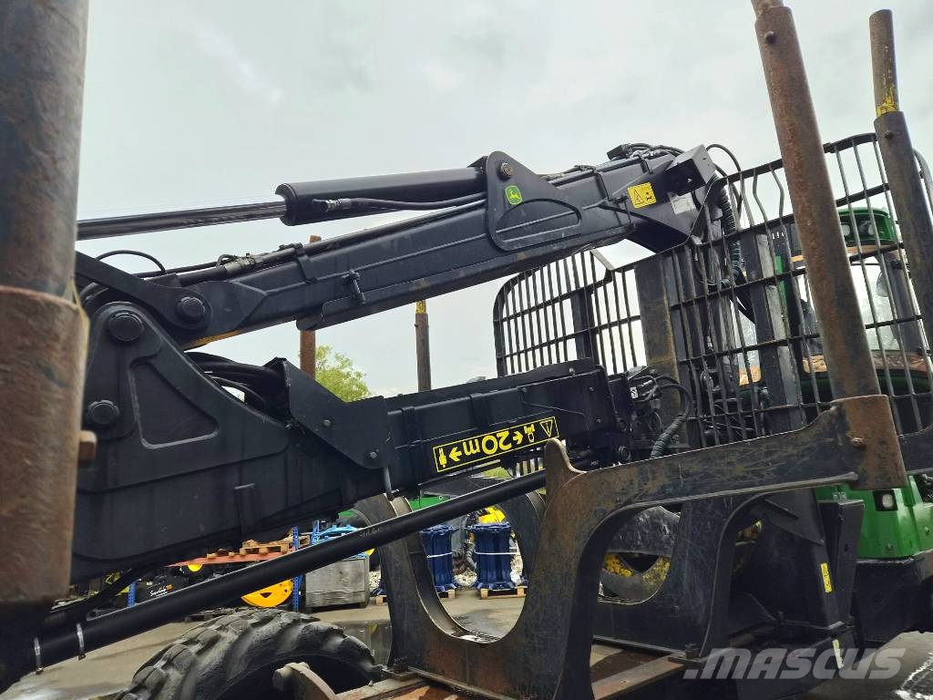 John Deere 1110 G Forvarderi
