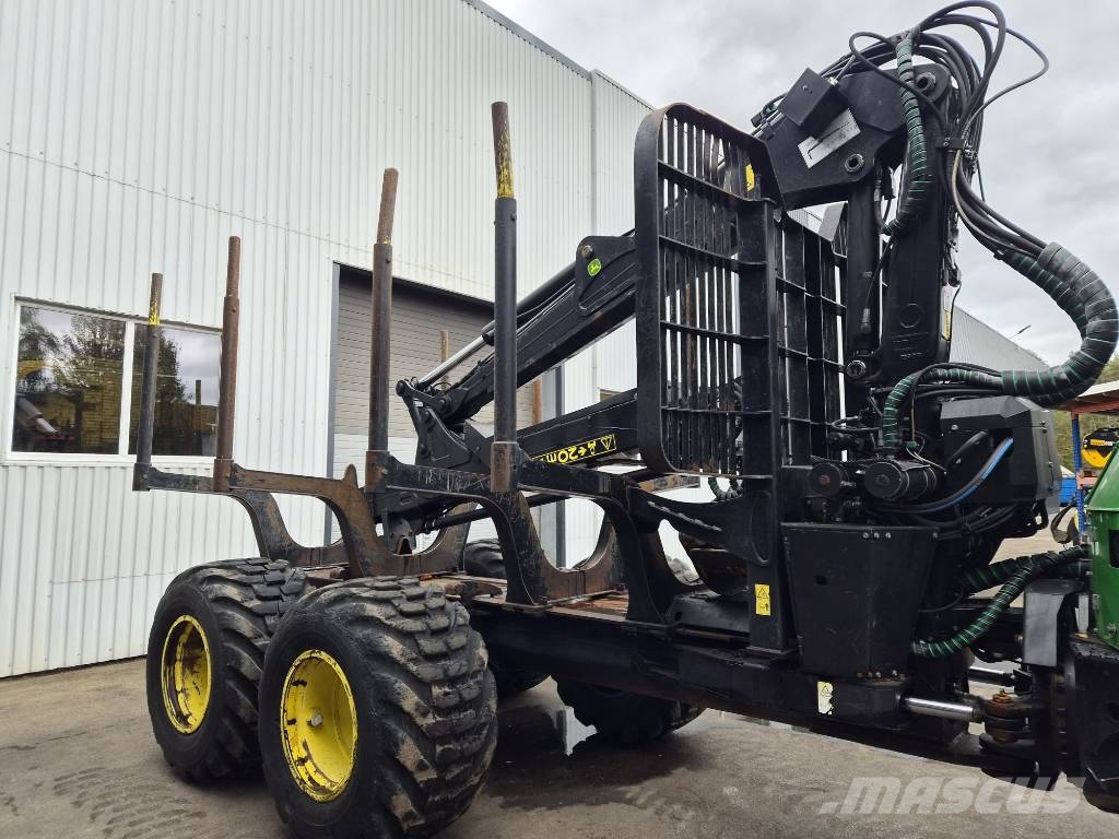John Deere 1110 G Forvarderi