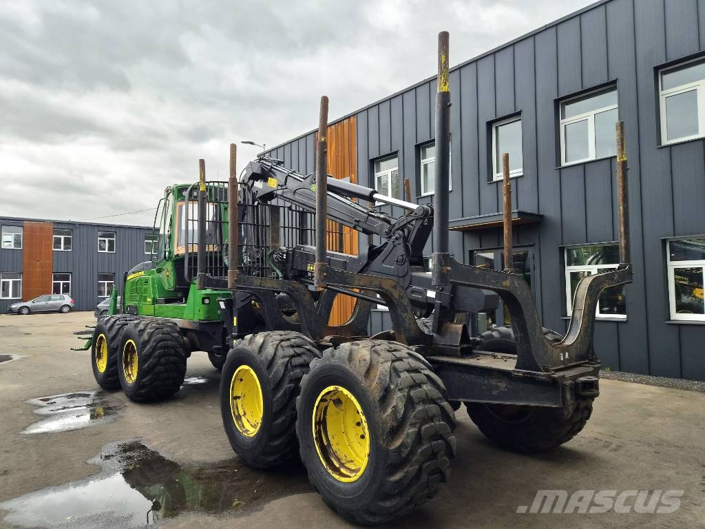 John Deere 1110 G Forvarderi