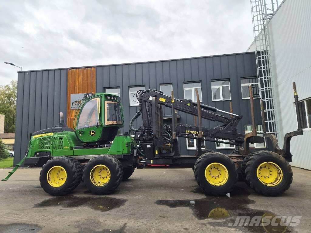 John Deere 1110 G Forvarderi