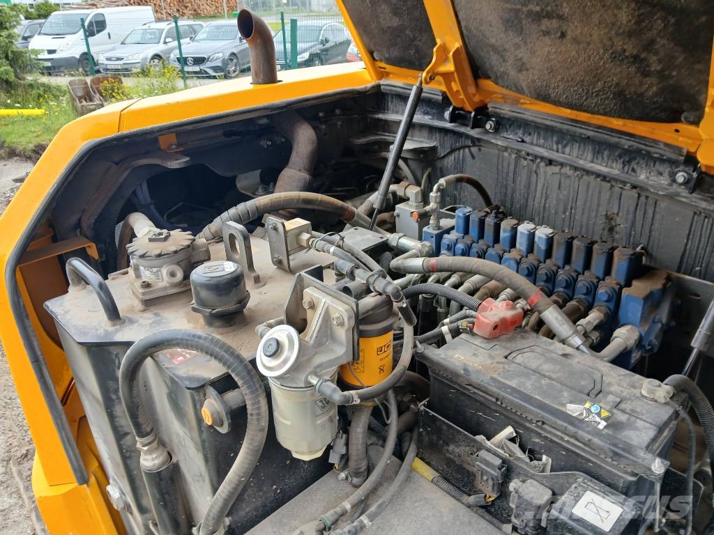 JCB 85 Z-2 Excavadoras 7t - 12t