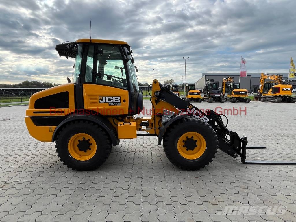 JCB 409 NEU 40 km/h KLIMA A/C Kolové nakladače