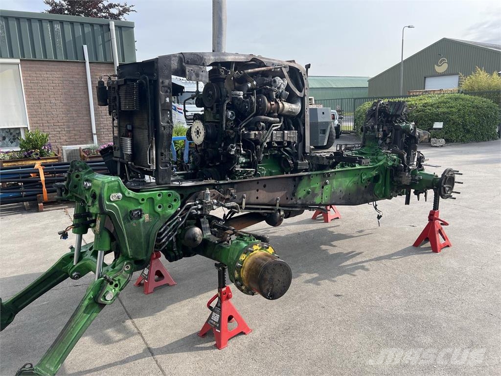 John Deere 6R Series 4 cyl. Traktori