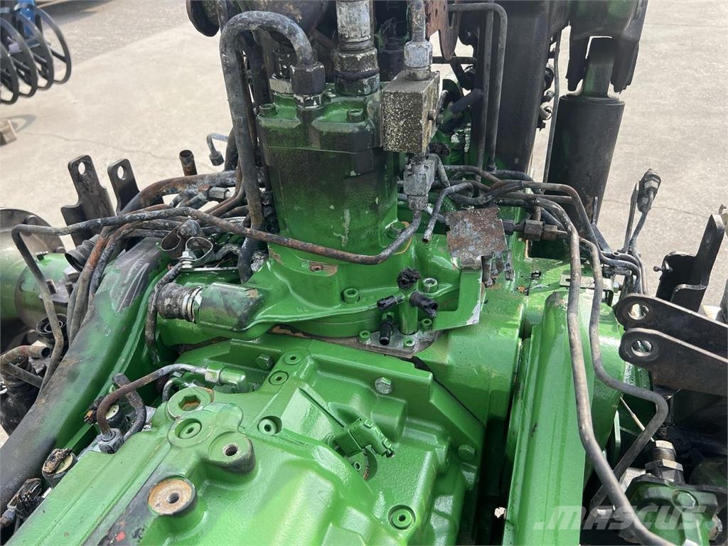 John Deere 6R Series 4 cyl. Traktori
