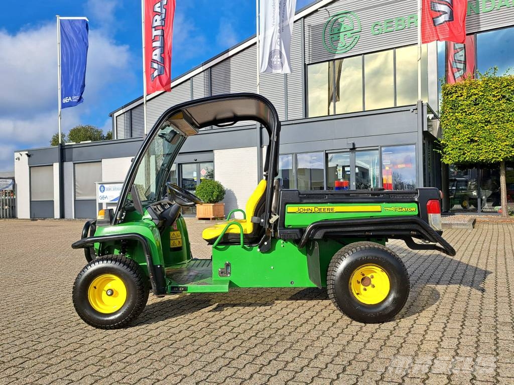 John Deere TE 4x2 Electric Visurgājēji