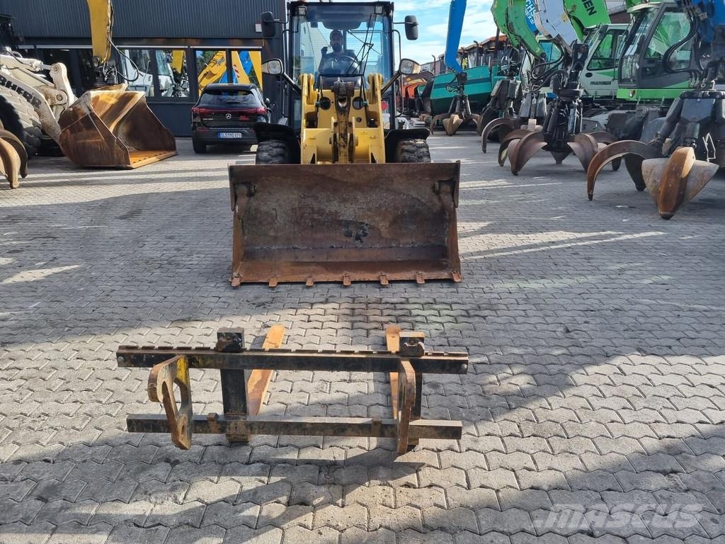 CAT 906H Cargadoras sobre ruedas